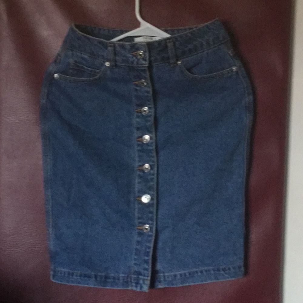 Mid thigh jean pencil skirt